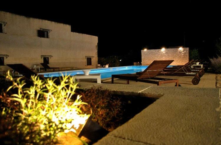 Antica Masseria La Fiumara Bed & Breakfast Ното Екстериор снимка