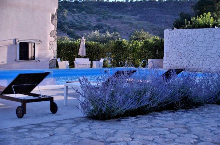 Antica Masseria La Fiumara Bed & Breakfast Ното Екстериор снимка